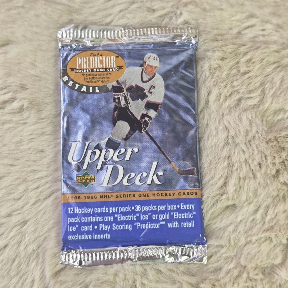 1995-96 Upper Deck Series 1 NHL Hockey Pack Sealed 12 Cards Electric Ice